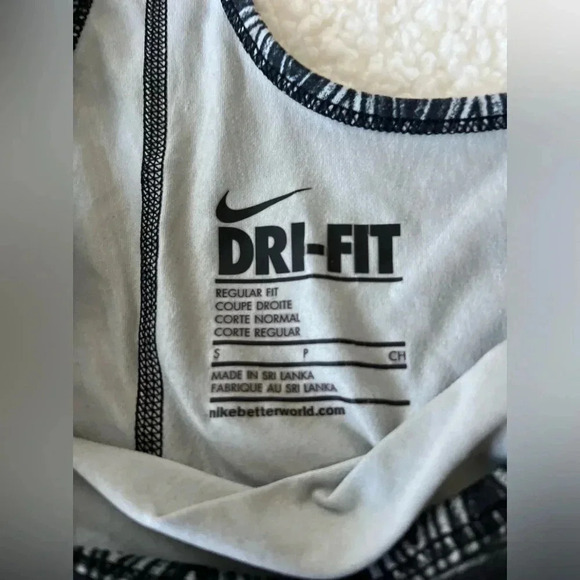 Nike | Dri-Fit Chevron Racerback Tank - Size S - Picture 3 of 4